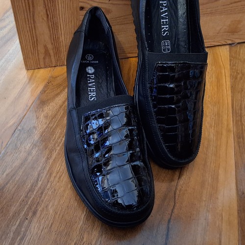 Ladies paver black shoes - shoes, size