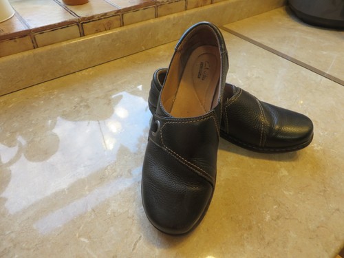 Ladies clarkes size black - clarkes,