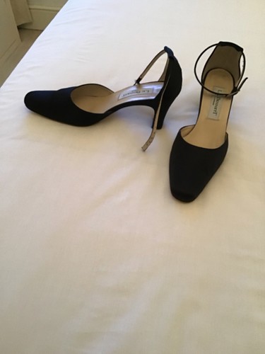 Ladies black satin - shoes, with